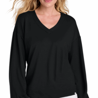TM1LD009 Travis Mathew Women’s Long Weekend V-Neck